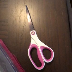 Pink scissors